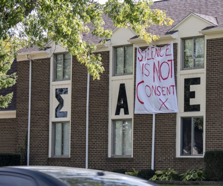 Fraternities spread messages of consent for Homecoming week