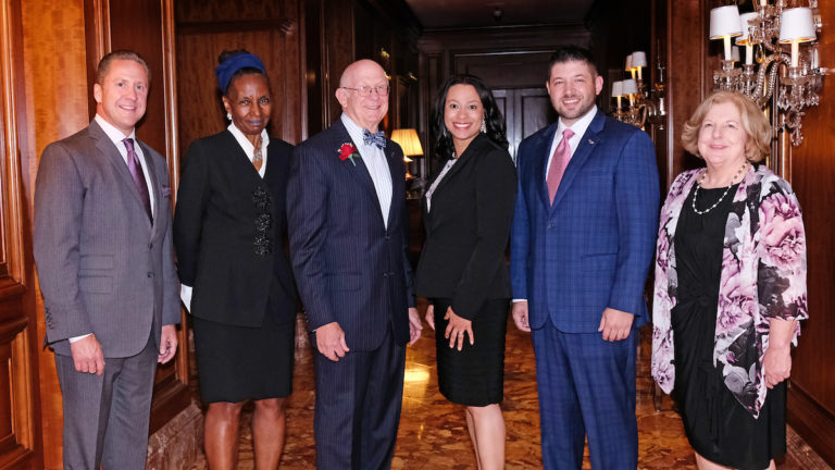 UMSL honors distinguished alumni at Founders Dinner