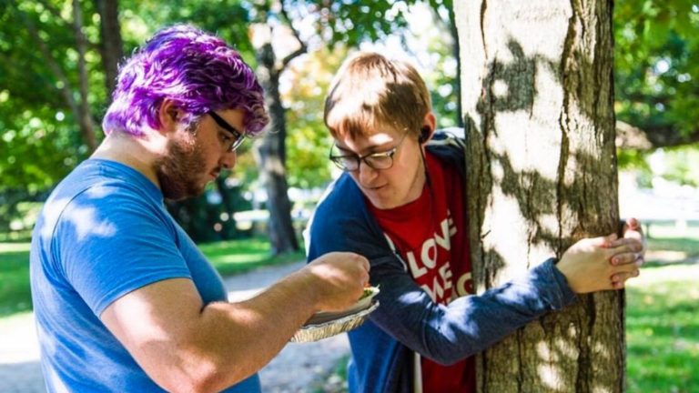 Phi Tau breaks record for world’s longest tree hug
