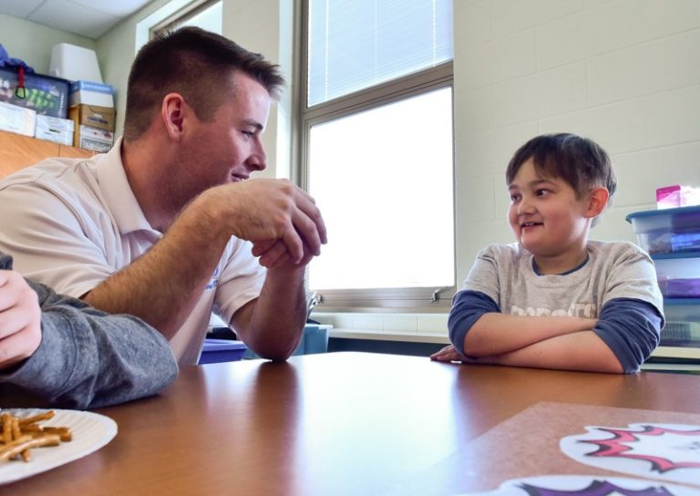 Miami U. fraternity buddy helps double-lung transplant student grow