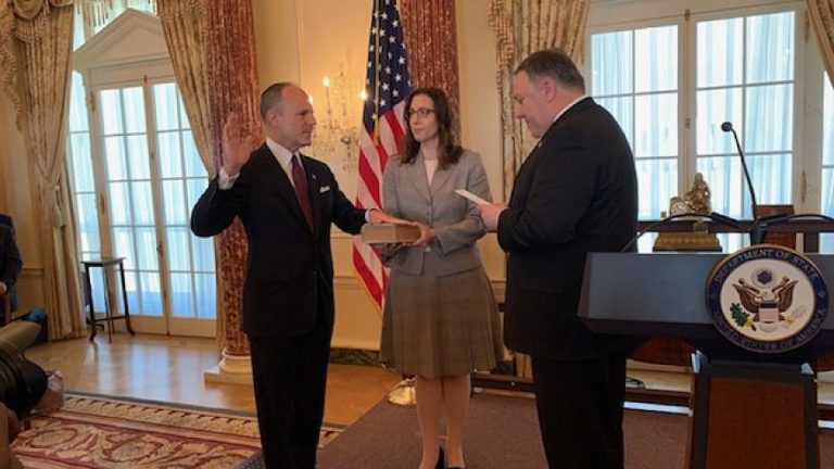 AEPi alumnus sworn in as U.S. anti-Semitism envoy