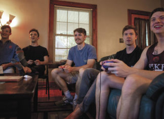 UNL fraternities forge bonds without sanctioned housing