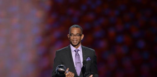 Fighting cancer, supporting black scientists