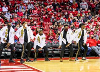 ‘Stroll’ wows crowd at Kohl Center