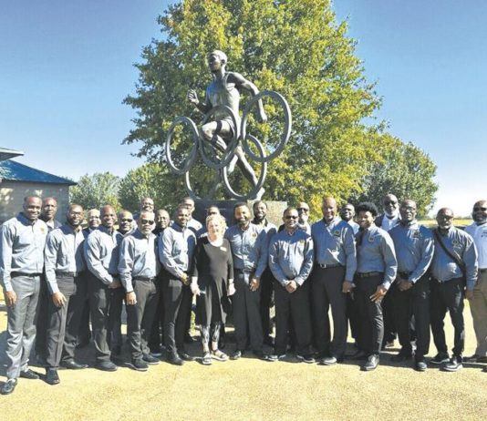 Alpha Phi Alpha’s generosity continues Owens’ legacy