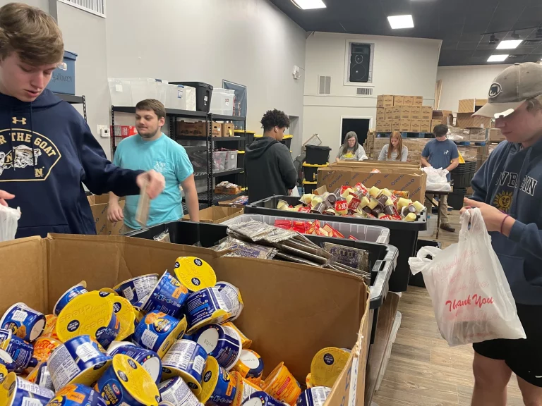 Chi Psi’s Alpha Delta works with City of Refuge Athens
