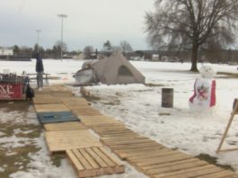 Utica University Fraternity raises money by camping in cold Alpha Chi Rho fraternity members camp out to raise money for cancer research.