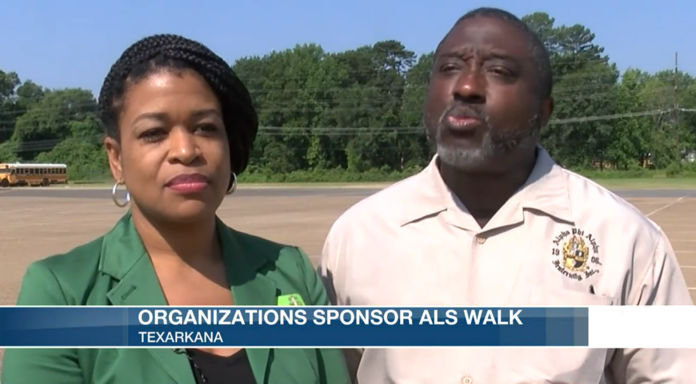 Alpha Kappa Alpha and Alpha Phi Alpha members discuss ALS fundraiser.