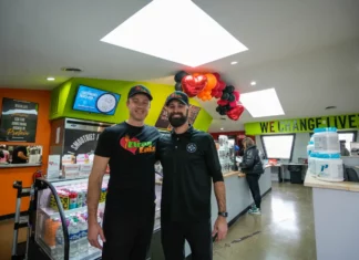 Former UC frat brothers open health-focused cafe on the West Side