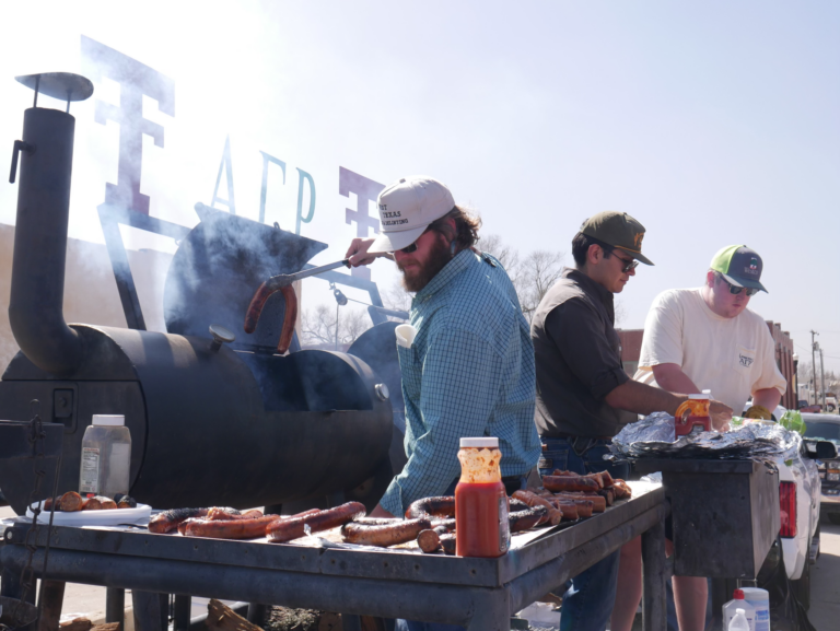 AGR chapters from Texas aid those devastated by wildfires