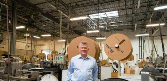 Tek Pak CEO honored with Sigma Tau Gamma Distinguished Alumnus Award