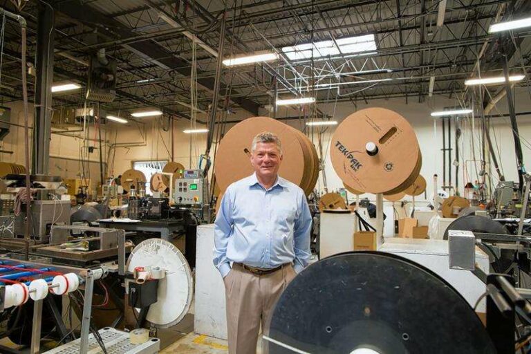 Tek Pak CEO honored with Sigma Tau Gamma Distinguished Alumnus Award