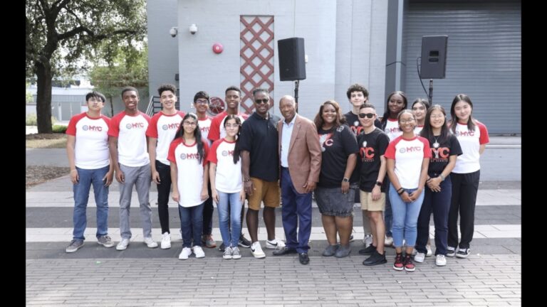 ‘He loved Houston’ | Texas Southern law professor remembers Sylvester Turner’s impact, brotherhood within their fraternity