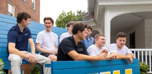 Pi Kapp Brothers Live Their Best Greek Life
